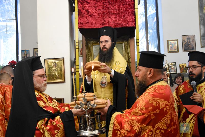 Празнична вечерня в храм „Св. цар Борис-Михаил“ в Царево