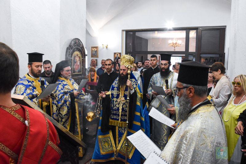 Молебен канон на Пресвета Богородица в с. Тънково