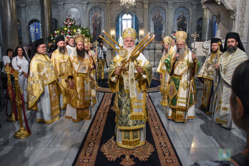 Съборна архиерейска св. Литургия в храм „Св. Богородица“ – гр. Бургас