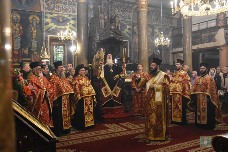 Архиерейска вечерня в храм "Св. вмчк Димитър Солунски" - гр. Сливен